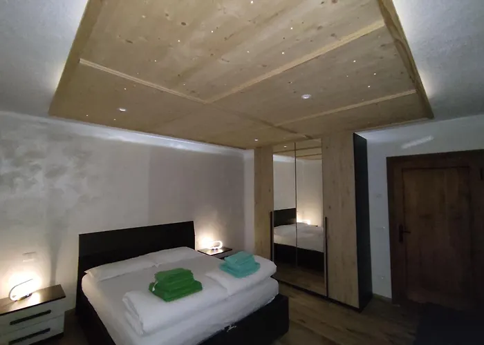 فندق مبيت وإفطار Old