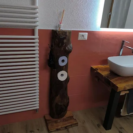 Old Alojamento de Acomodação e Pequeno-almoço Cesiomaggiore