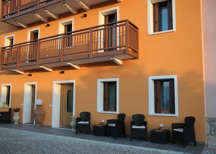 فندق مبيت وإفطار Old Cesiomaggiore